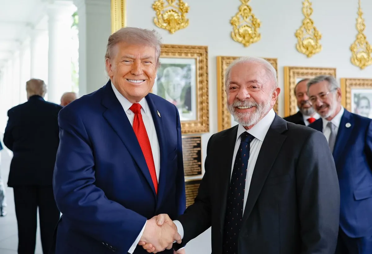 Trump comentou sobre eleição no Brasil durante telefonema com Lula