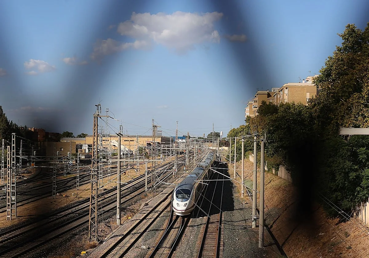 Urbanismo advierte: «La conexión Santa Justa-aeropuerto tardará al menos una década»