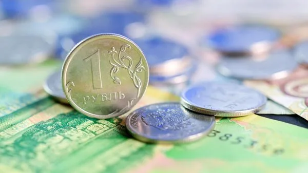 Рубль, который смог: аналитики дали прогноз по курсу российской валюты