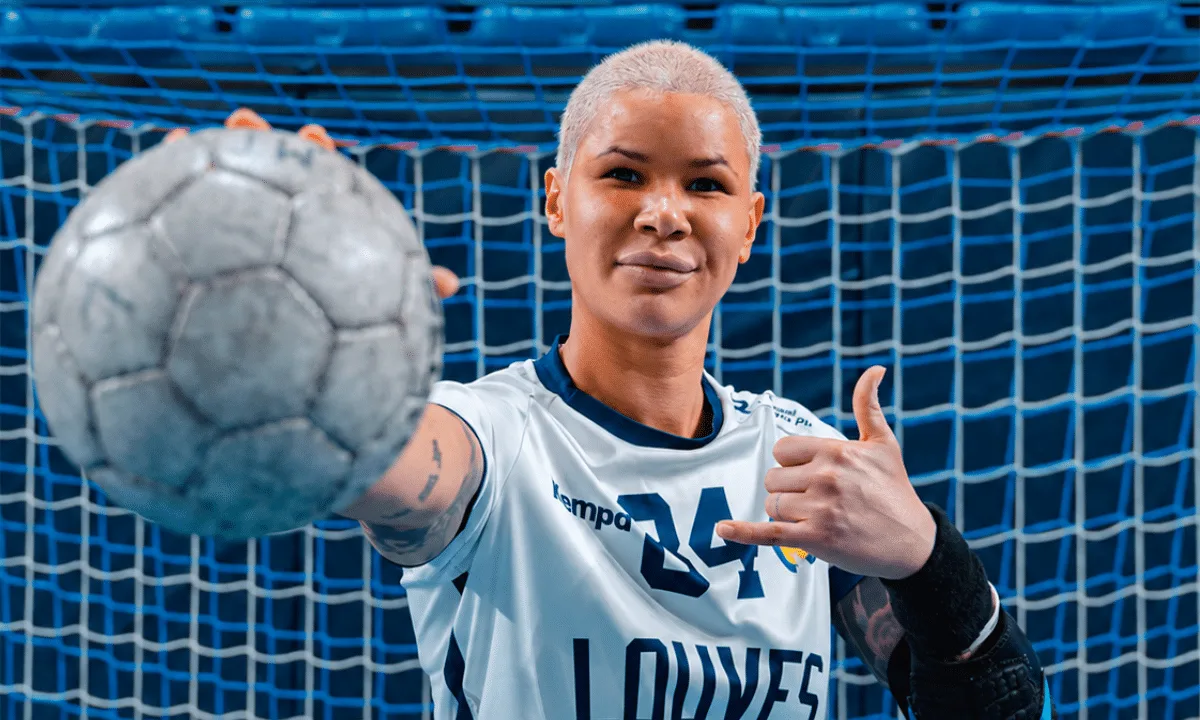 Mayssa brilha na França e brasileiras marcam 19 vezes na Espanha