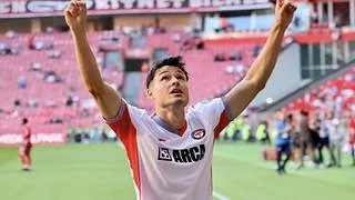 Delantero Vinotinto brilla con su nuevo equipo en el fútbol europeo