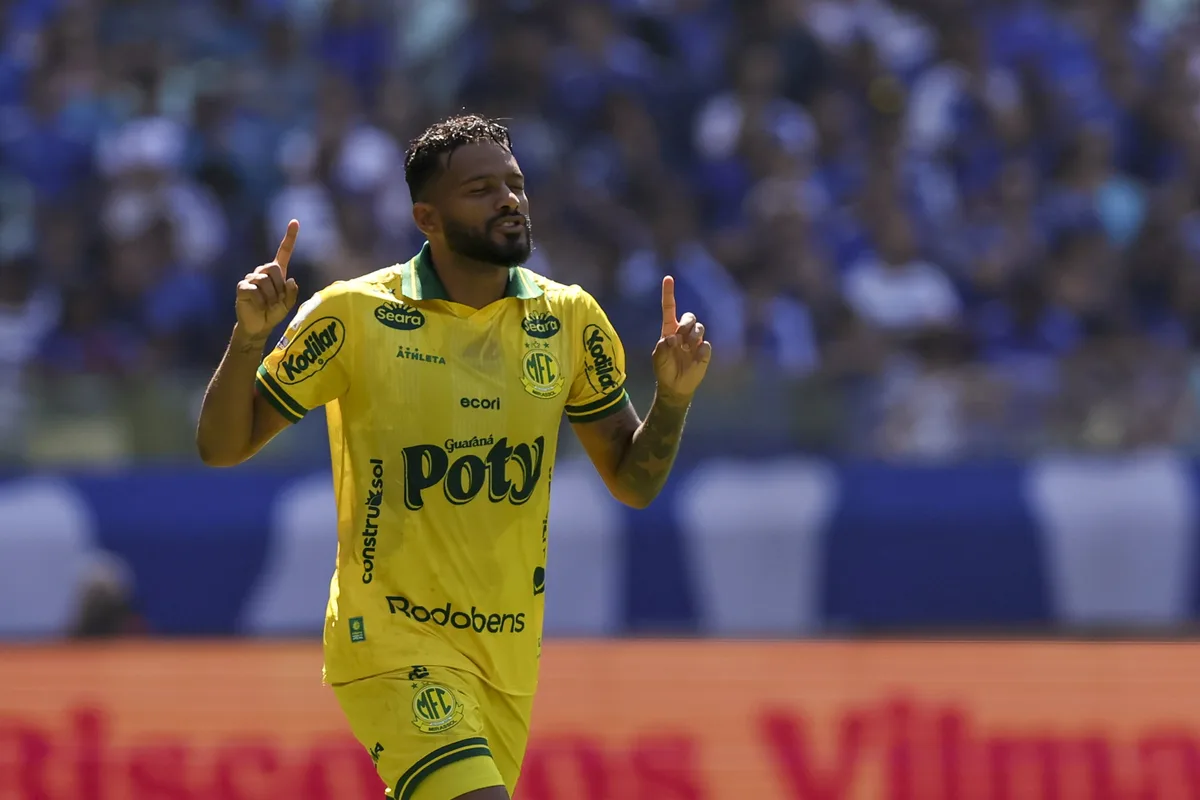 Reinaldo fala em fazer história e mira vantagem para o Mirassol na ida das oitavas da Libertadores