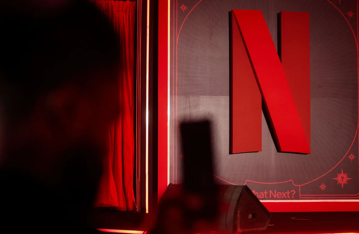 Netflix cuts about 6% of jobs: WSJ