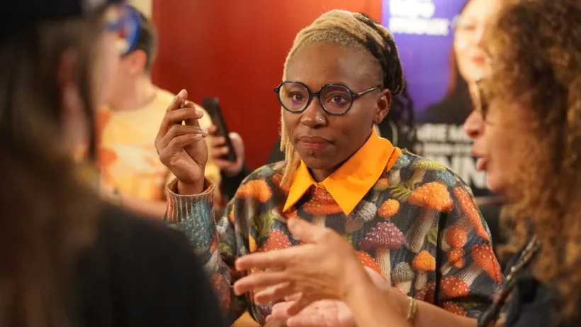 Régine Komokoli, élue LFI à Rennes, victime d’injures racistes et de harcèlement