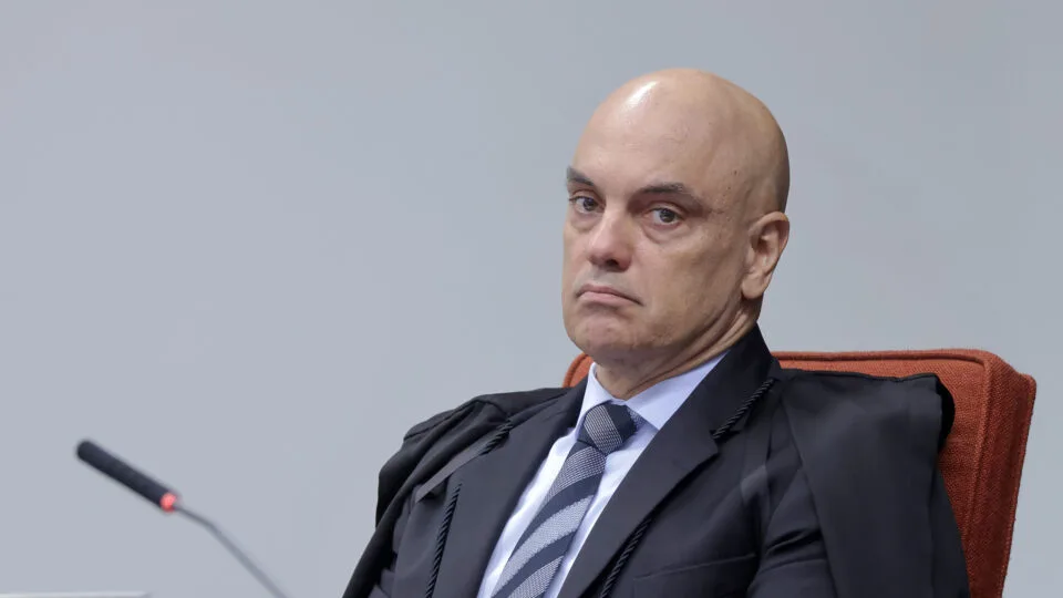 Moraes diz que modelo eleitoral “faliu” e defende voto distrital misto