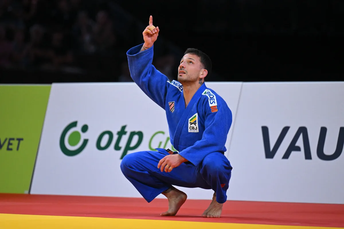 Daniel Cargnin vence russo com ippon no fim e conquista ouro no Grand Slam de Lausanne
