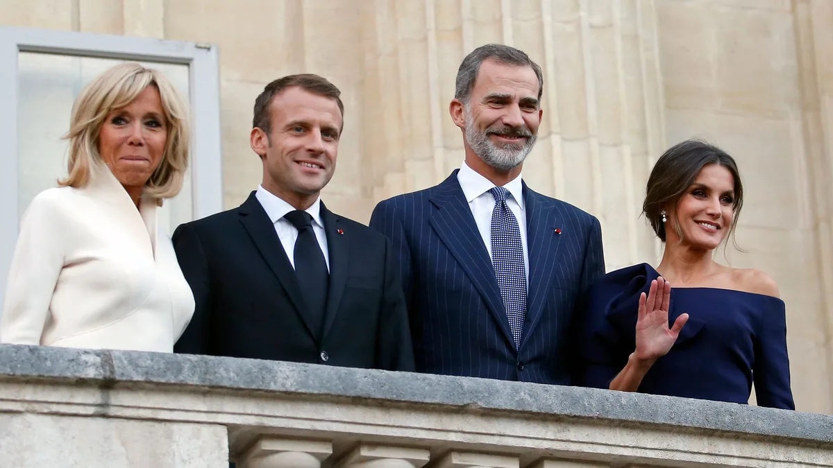 El rey Felipe VI y doña Letizia, anfitriones de los Macron antes de la mudanza de la infanta Sofía a París: los detalles de la visita