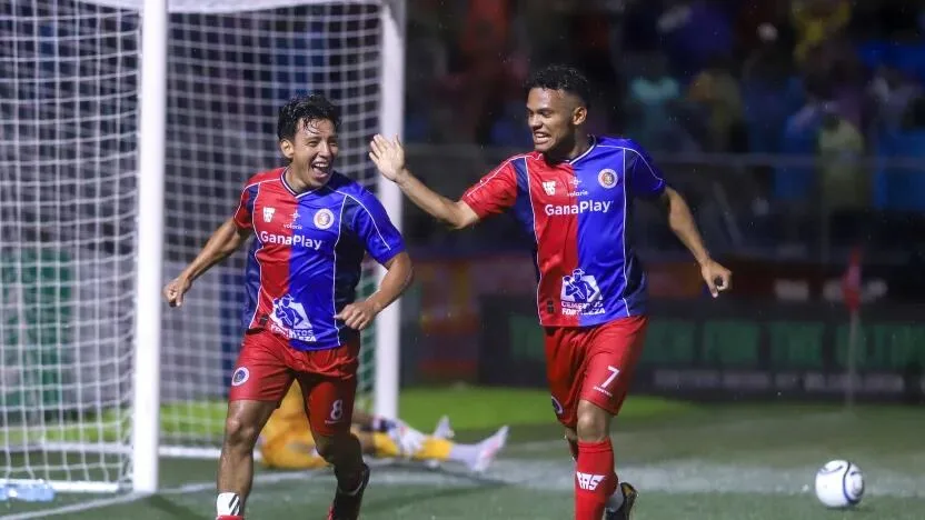 Equipos salvadoreños se juegan su futuro esta semana en la Copa Centroamericana