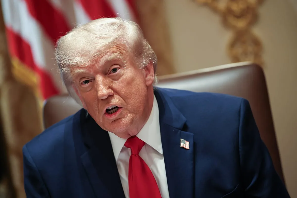 Trump anuncia "guerra económica" contra Irão e consequências "tremendas" para aliados