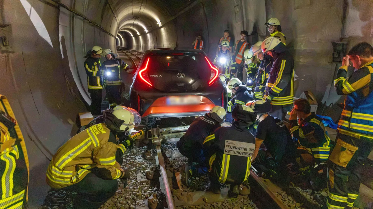 Bochum: Frau fährt einen Kilometer weit in U-Bahn-Tunnel
