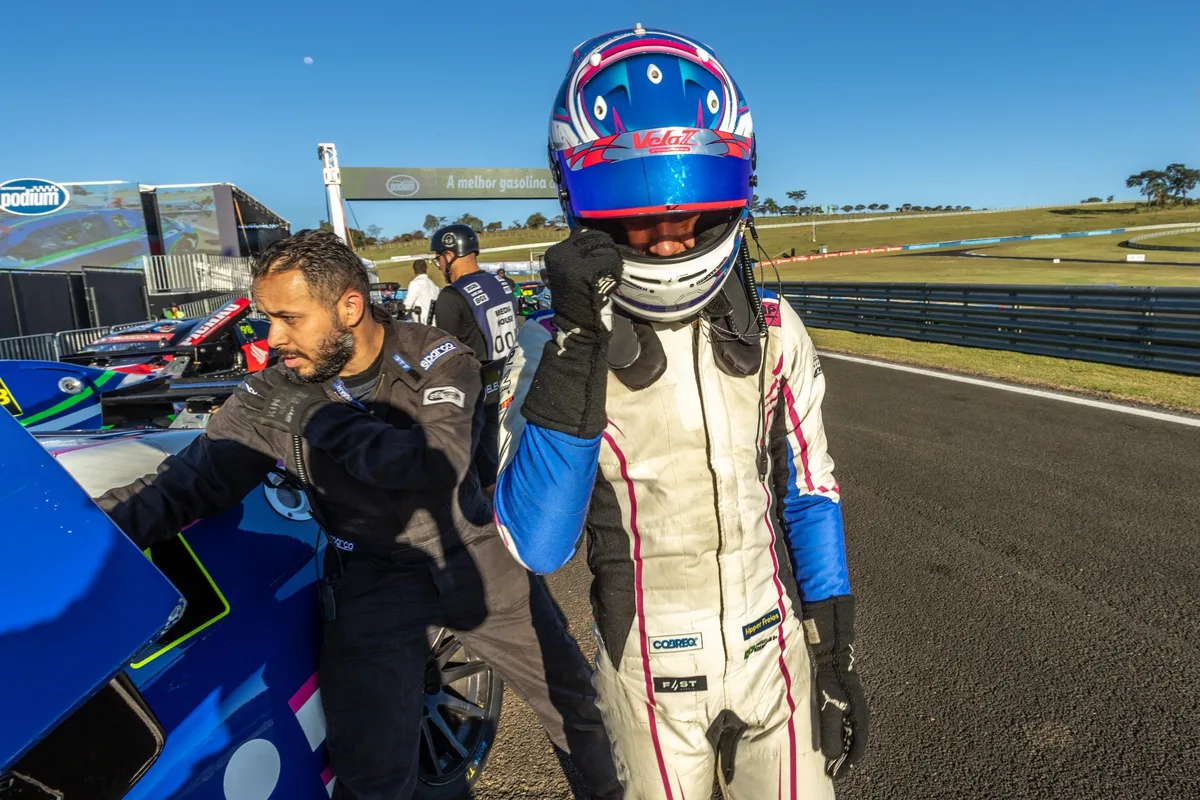 Do kart para a Stock Light: conheça a história do piloto que adotou Maceió e brilha nas pistas