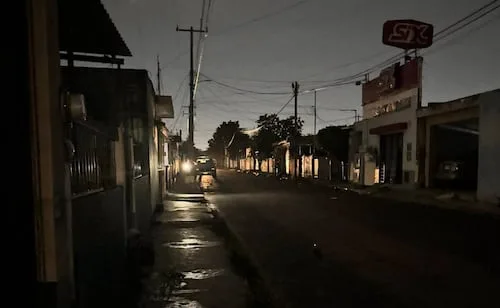 Reportan apagones por tercer día consecutivo al norte de Mérida; 11 colonias resultan afectadas