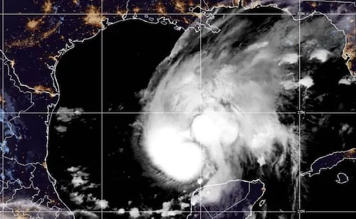 Huracán Isaías se acerca a Florida, Alabama y Mississippi; ordenan evacuaciones y cierres escolares