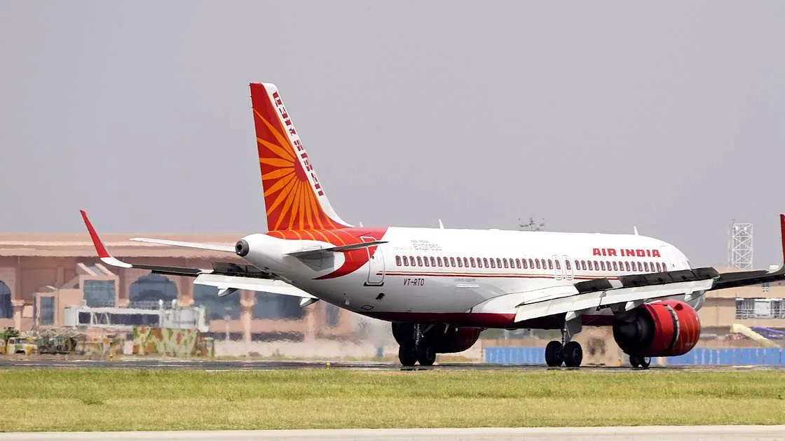 Avião da Air India faz aterragem de emergência após alerta de possível sequestro
