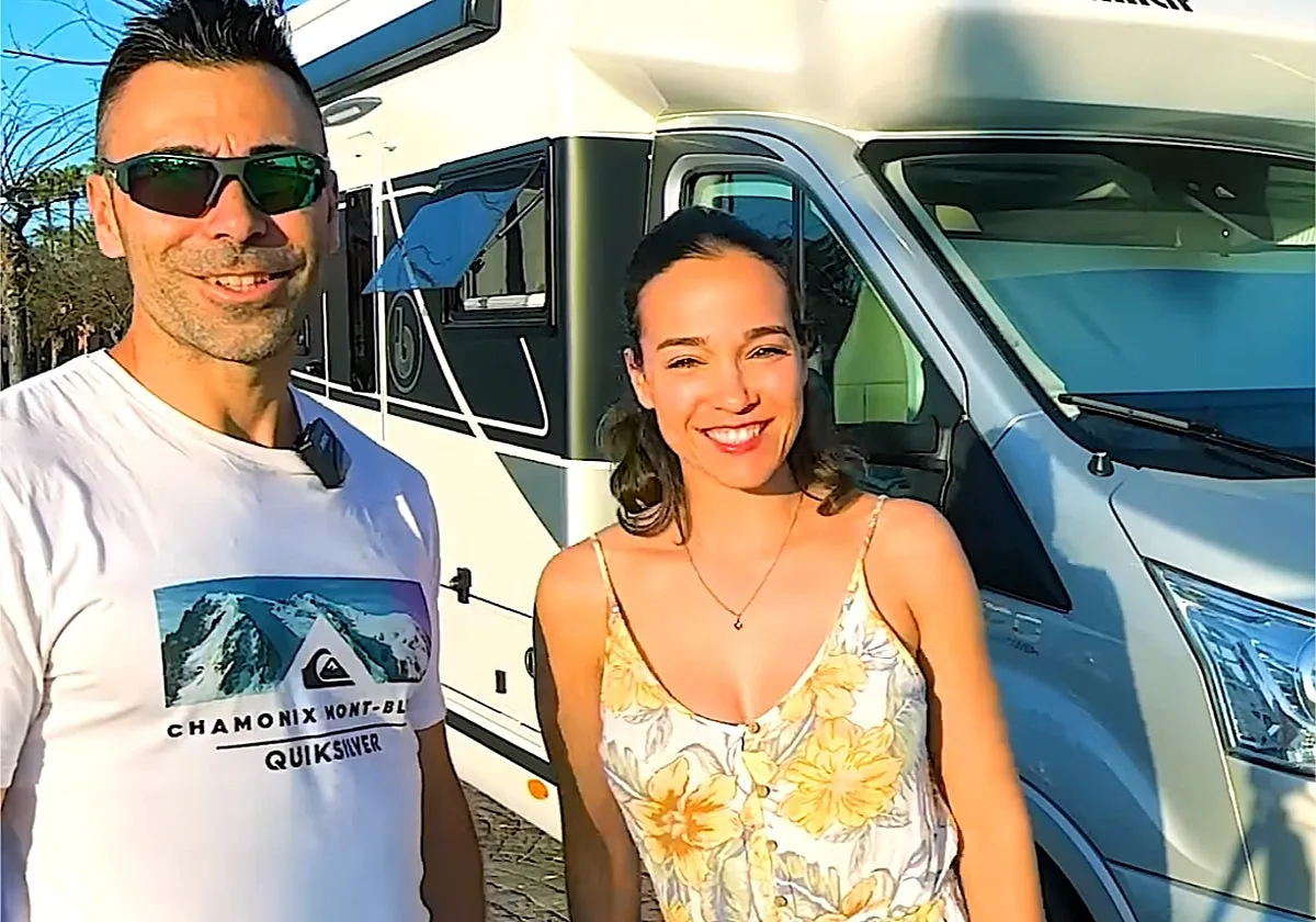 Dos españoles cambian su casa por vivir en una caravana: «Para pagar un alquiler preferimos esto que se vende y recuperas el dinero»