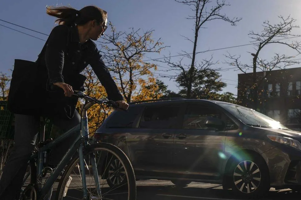 Province to begin removing stretch of Toronto bike lanes next week after court win