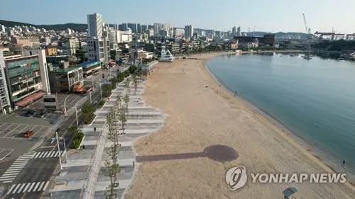 울산 일산해수욕장 올여름 32만6천명 방문…안전관리 만점