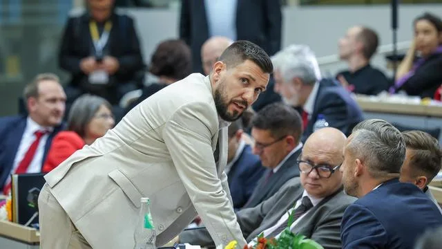 Tobias Rausch: AfD-Landtagspräsident wegen möglicher Absprachen mit BSW in der Kritik