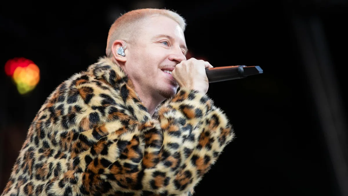 Cette tournée de Macklemore est un véritable pied de nez après son éviction des concerts d’Ed Sheeran