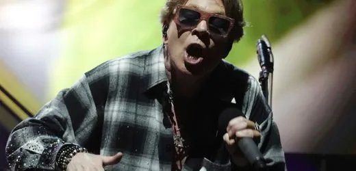 Axl Rose: Guns-N-Roses-Frontmann klagt über heftige Kieferprobleme