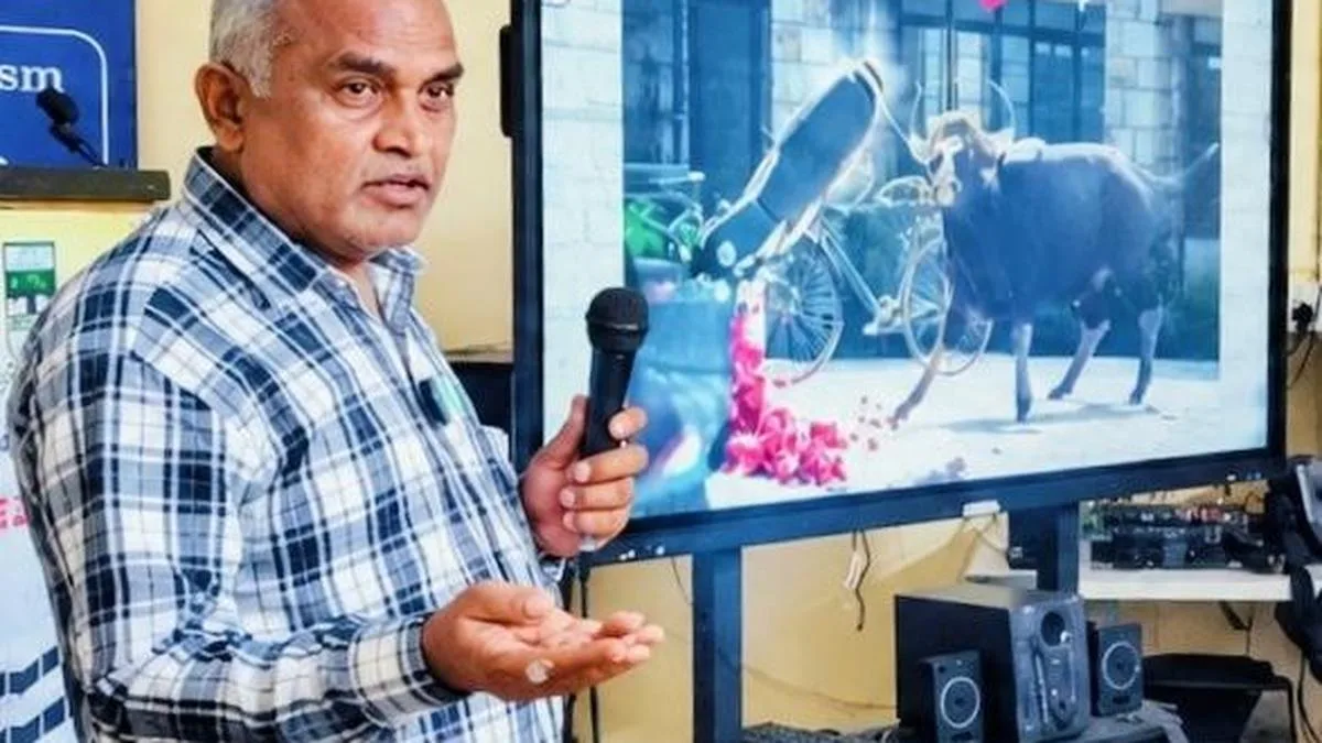 Press photographs can prompt government action, says photojournalist
