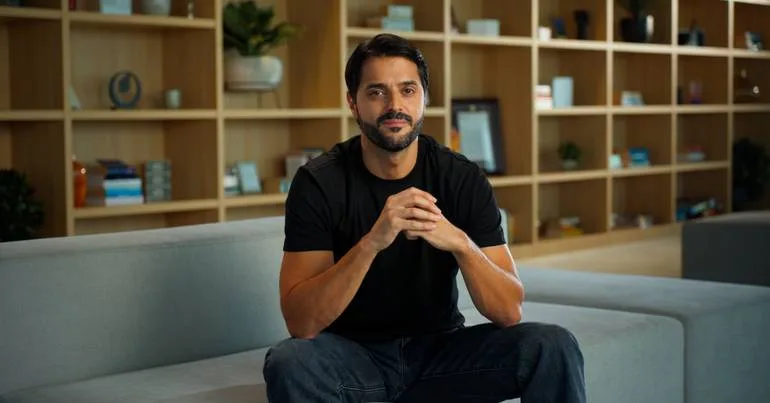 Sword Health vai comprar a aplicação Headspace