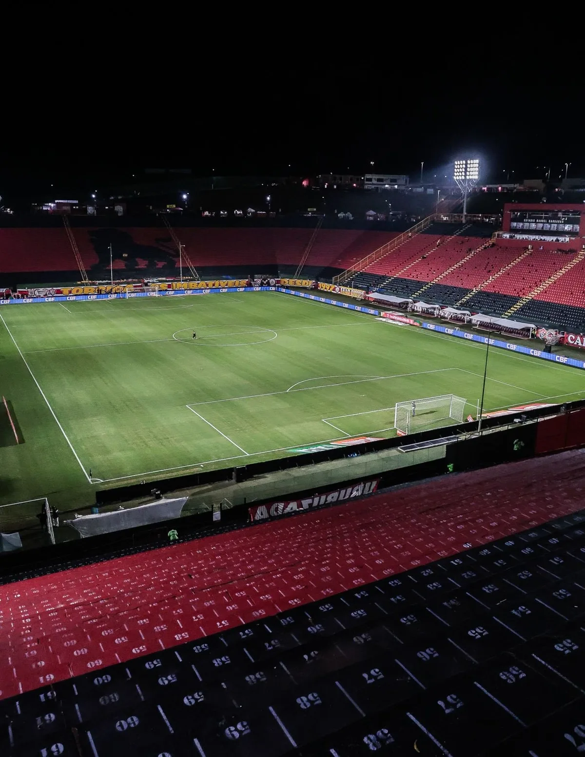 Vitória x Botafogo: onde assistir ao vivo, horário e escalações