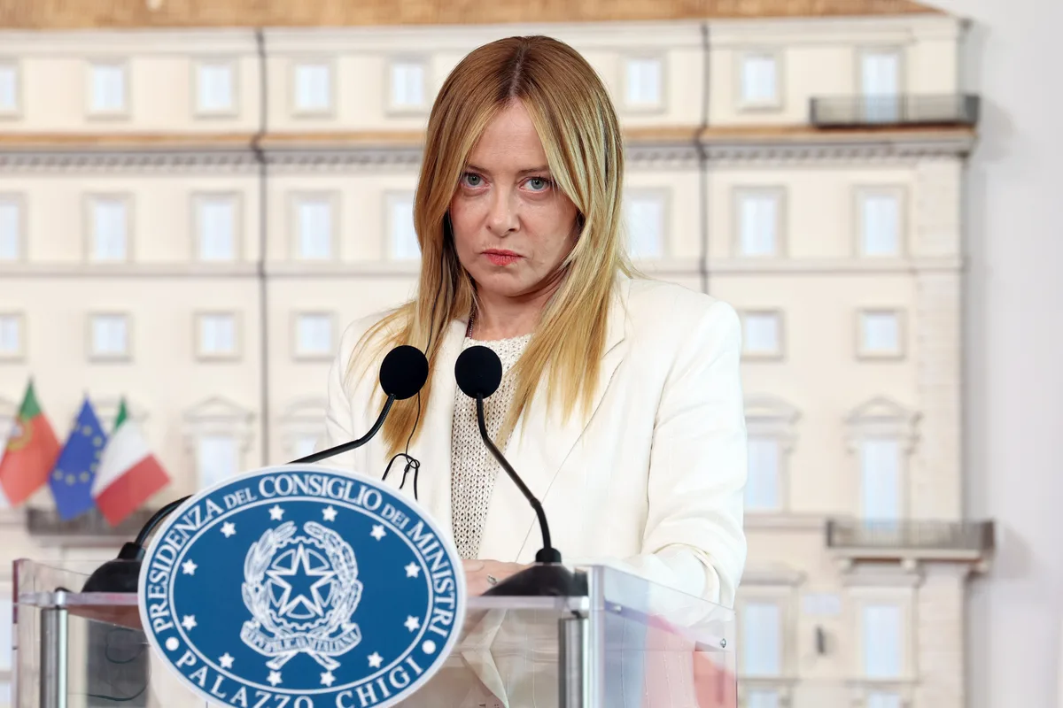 En Italie, Giorgia Meloni piégée par sa propre guerre aux migrants après la crise de Ceuta