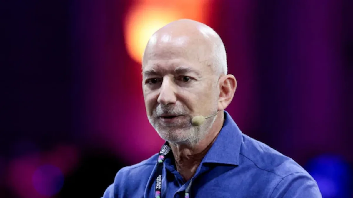 AI Could Make 3-Day Work Weeks, Single-Income Families Possible: Jeff Bezos
