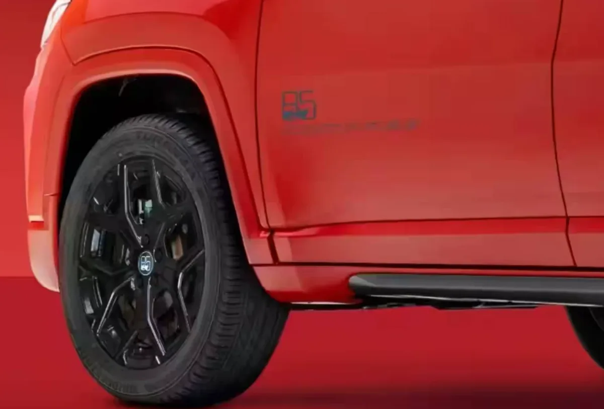 Por que o Jeep Compass vai mudar tanto até 2028? Veja o que vem por aí