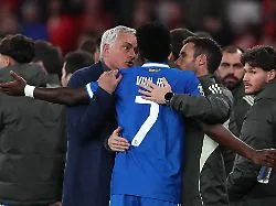 "Vini weiß das jetzt": Mourinho bricht sein Schweigen zum Rassismus–Eklat um Vinicius Junior