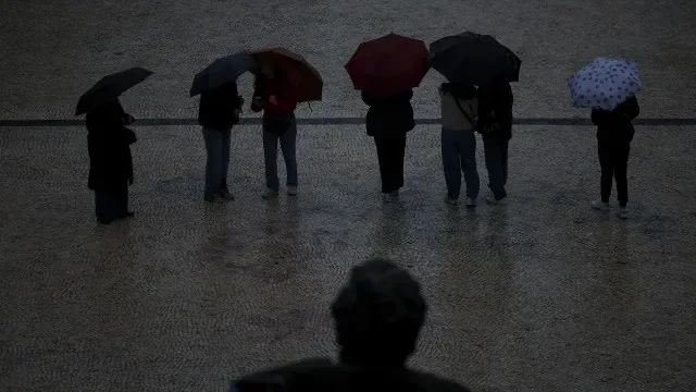 Atenção à chuva e trovoada! 11 distritos do continente a amarelo