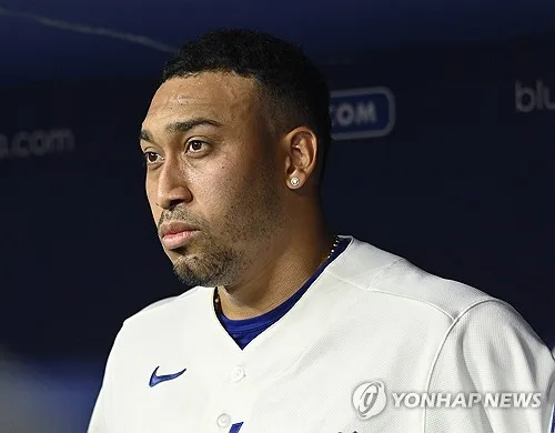 다저스 디아스, 목 통증으로 또 IL행…오타니는 불펜 투구 재개