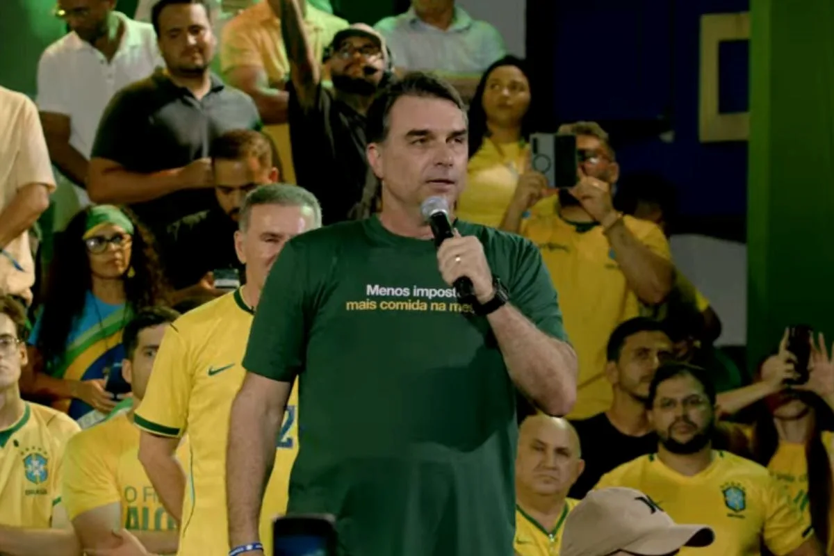 Plano de Flávio prevê novos presídios federais e redução da maioridade