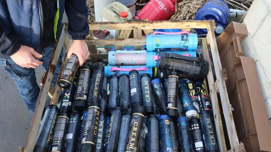 "L'une des plus importantes saisies de protoxyde d’azote en France": 30 tonnes trouvées à Montauban et l'Isle-Jourdain