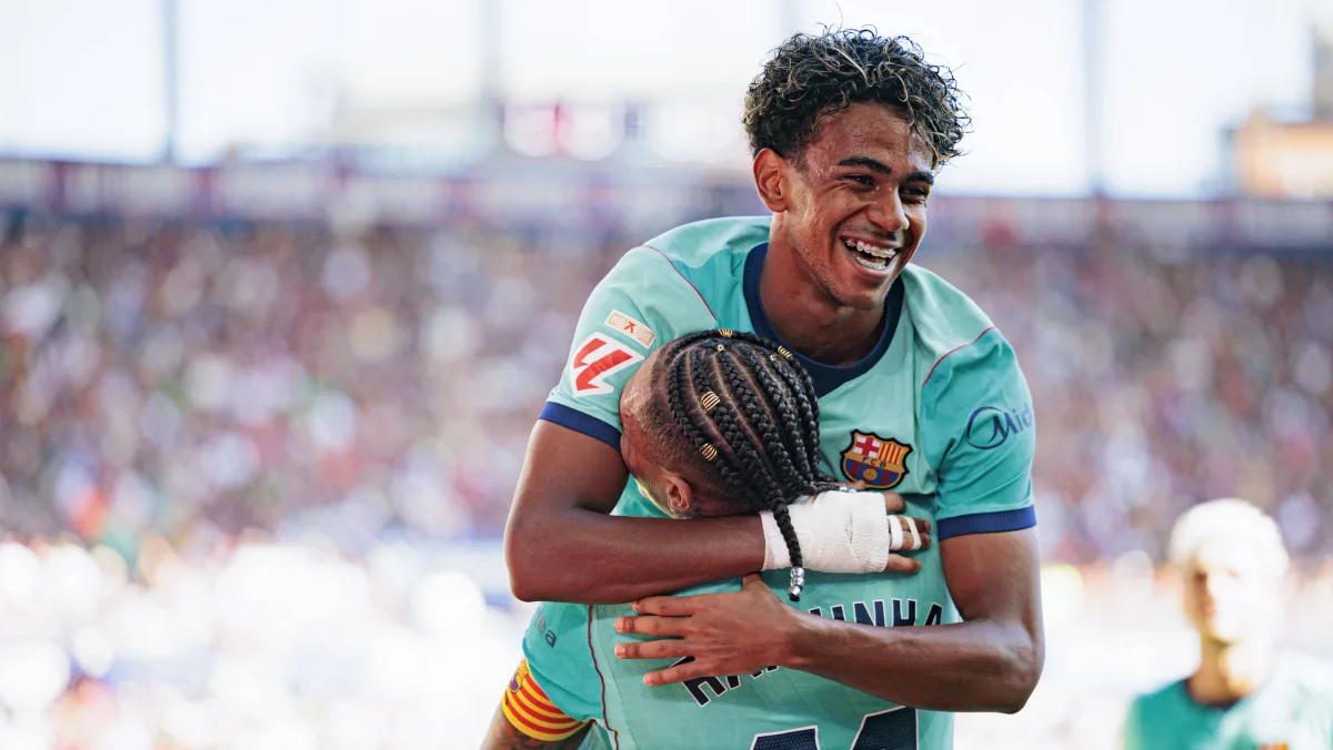 Melhor brasileiro em atividade, Raphinha reforça status de elite no Barcelona contra o Levante