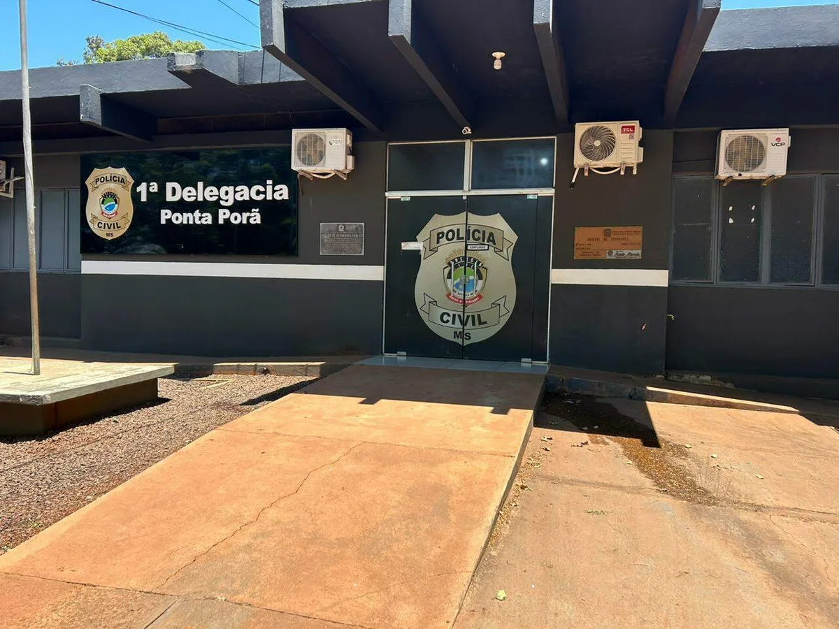 Homem é atingido por “bala perdida” ao tentar intervir em discussão do irmão