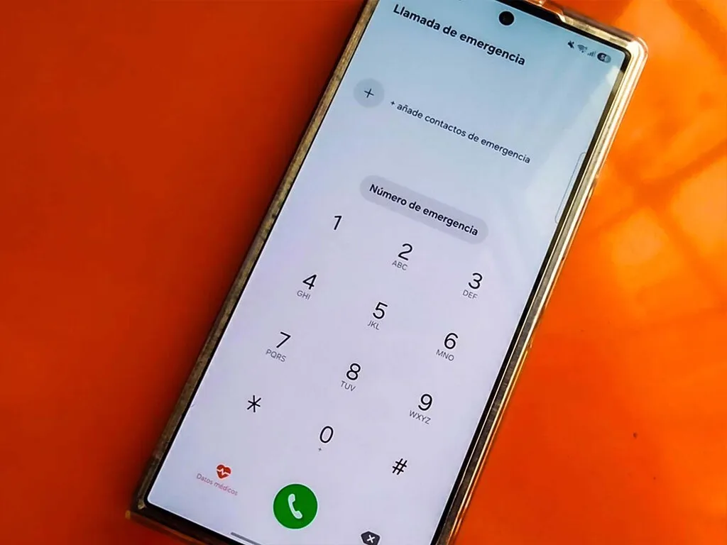 Hay una función en tu Galaxy que fue diseñada para imprevistos: así se activa el contacto de emergencia en pantalla de bloqueo