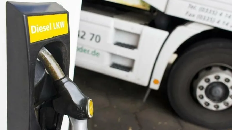 Logistik: Teurer Diesel: Spediteure schlagen in Brief an Merz Alarm