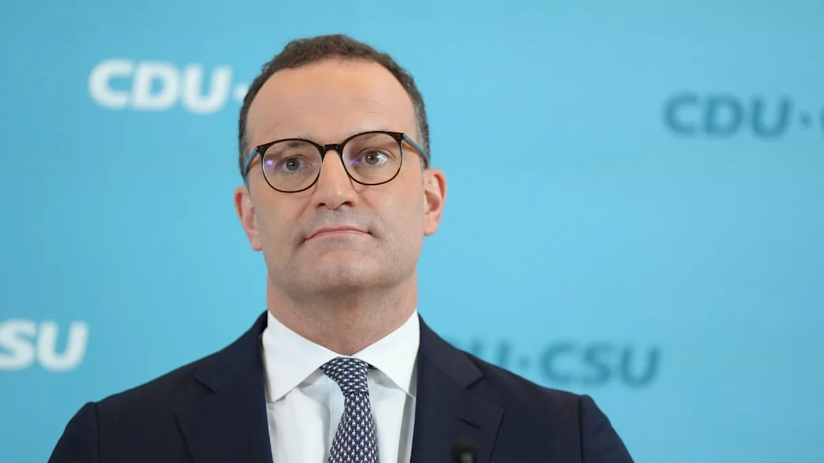 Nach Rücktritt als Fraktionschef - Jens Spahn hat einen neuen Job im Bundestag