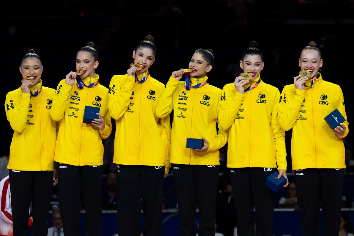 Brasil é campeão mundial pela primeira vez na ginástica rítmica