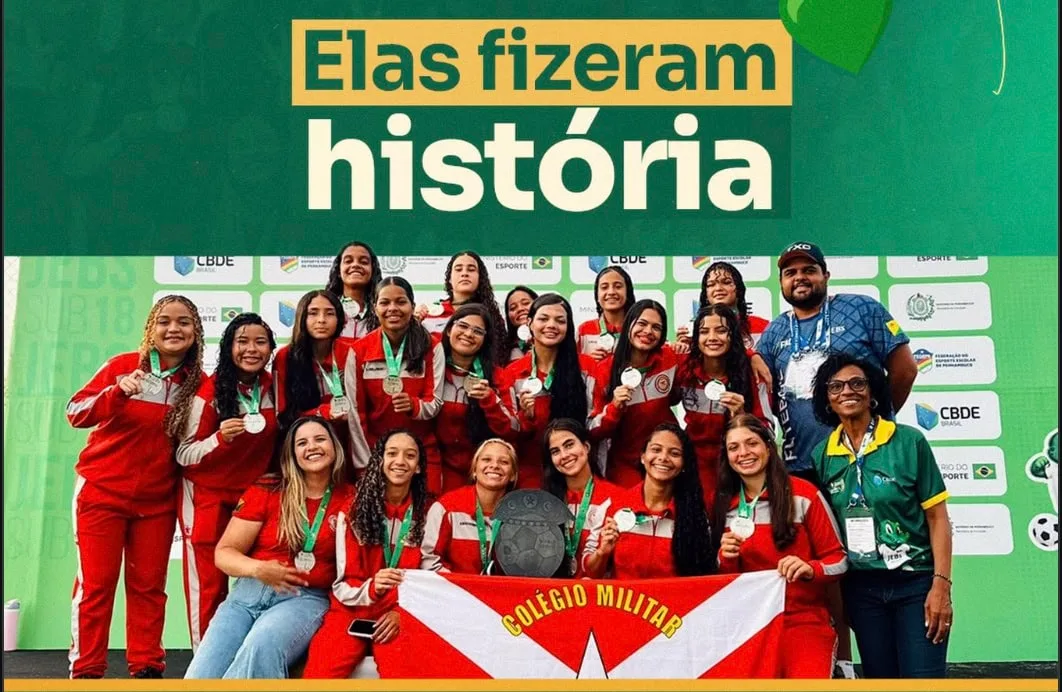 Futebol feminino do Colégio Militar Dom Pedro II conquista prata inédita nos JEBs Sub-18