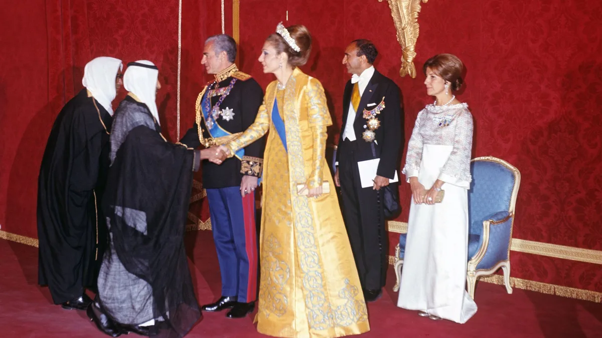 55 años de la fiesta más fastuosa de la realeza: el sueño de Farah Diba que terminó convirtiéndose en uno de sus grandes arrepentimientos