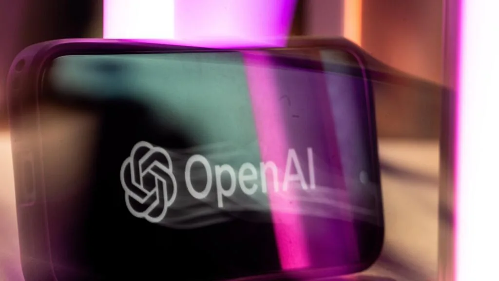 Accusé d’avoir posé un micro chez OpenAI, un ingénieur saoudien arrêté et inculpé à San Francisco