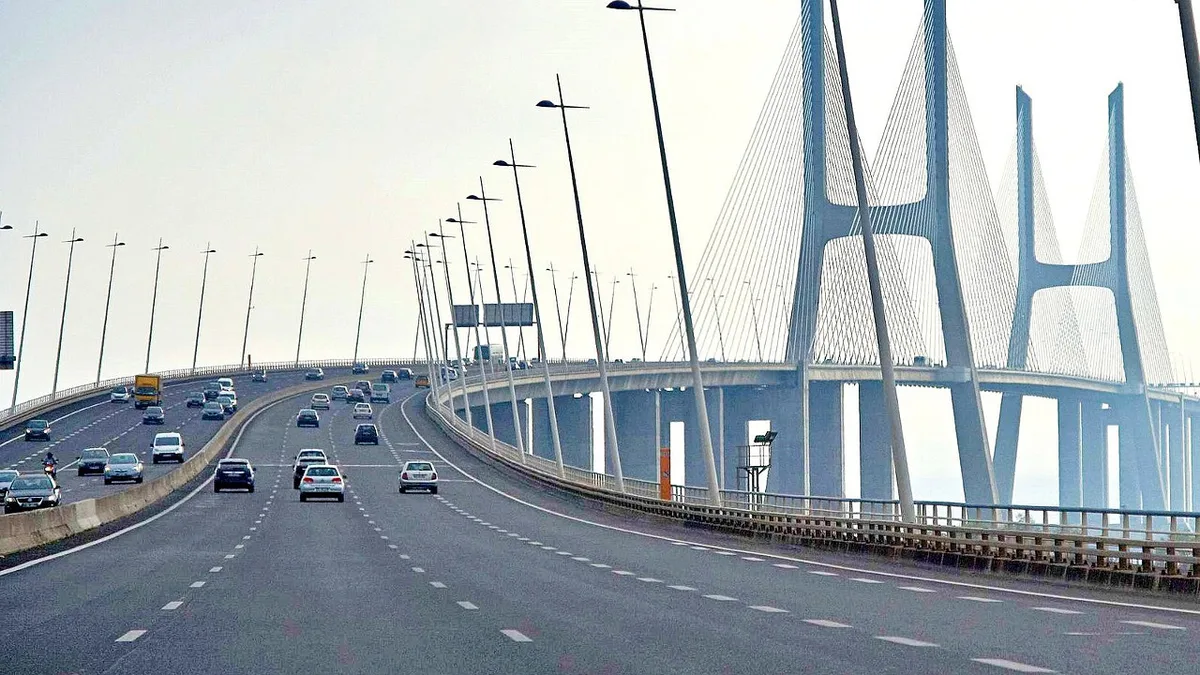 Atenção, automobilistas: há cortes de trânsito na Marginal, em Belém e na Ponte Vasco da Gama este fim de semana. Veja os condicionamentos