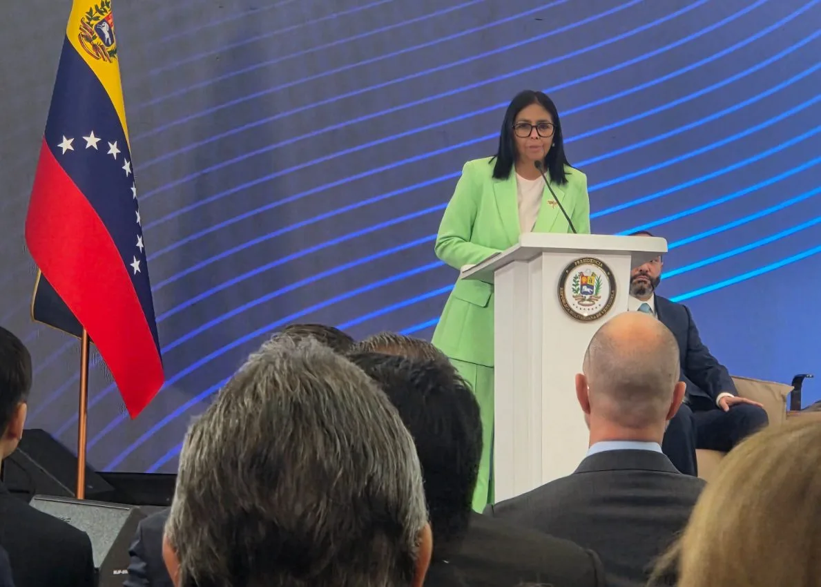 Delcy Rodríguez advirtió que viene una fuerte reforma tributaria en Venezuela