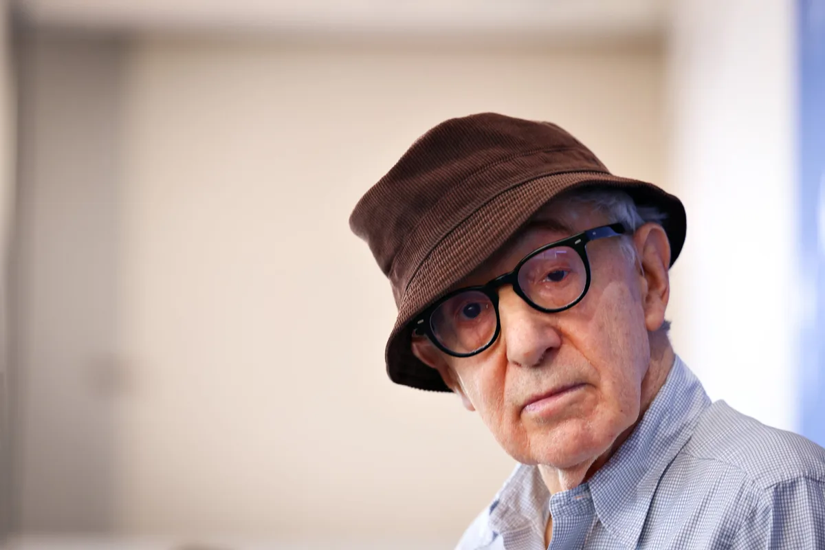 A los 91 años. Ya tiene fecha y lugar confirmados el comienzo de rodaje de la nueva película de Woody Allen