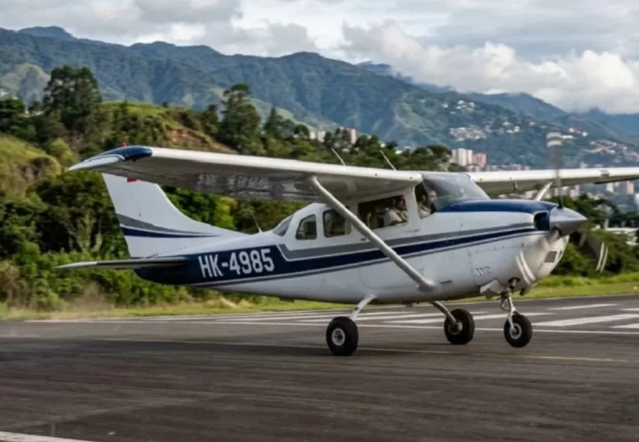 Avioneta de una brigada de salud desaparecida en Chocó con cinco personas a bordo: para continuar la búsqueda este lunes, piden drones y apoyo de la Fuerza Aérea