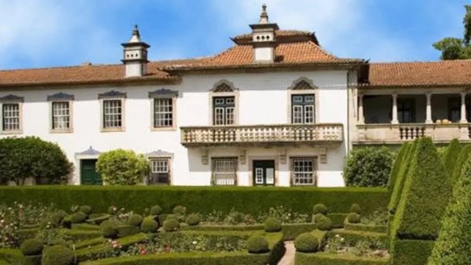 Casa de Santar e jardins em vias de classificação nacional