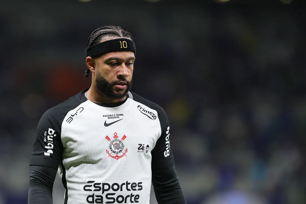 Corinthians decide não renovar contrato de Memphis